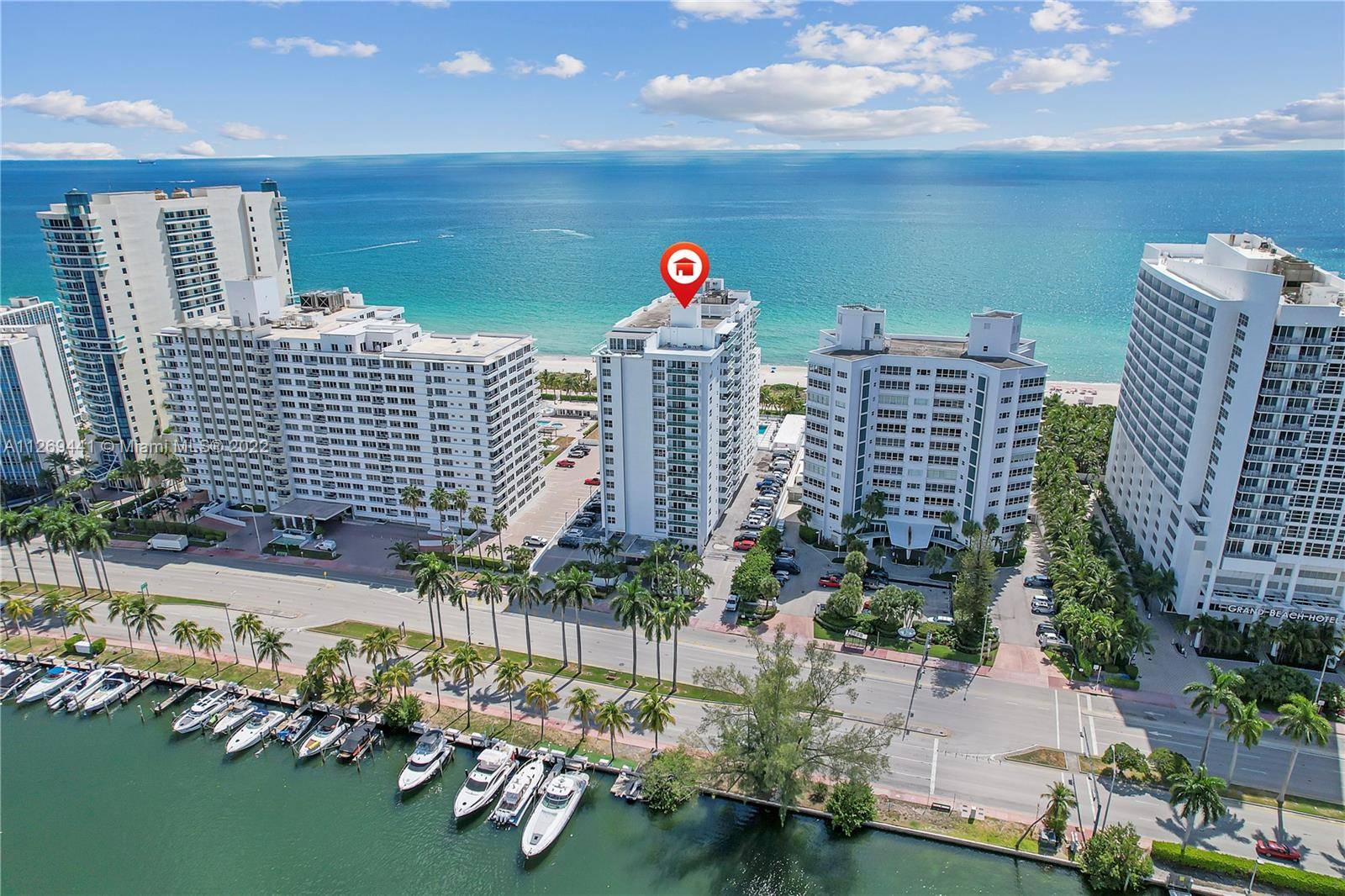 Miami Beach, FL 33140,5001 Collins Ave #15B