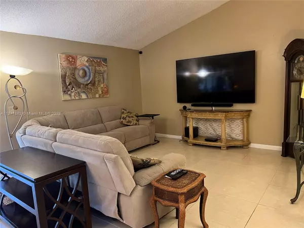 Green Acres, FL 33463,6049 Ambertree Ln