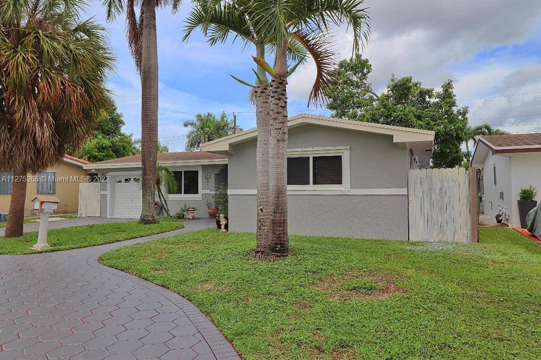 Pembroke Pines, FL 33024,8211 NW 11th Ct