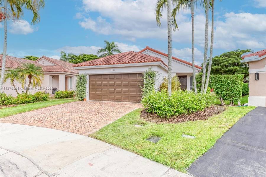 1271 Majesty Ter, Weston, FL 33327