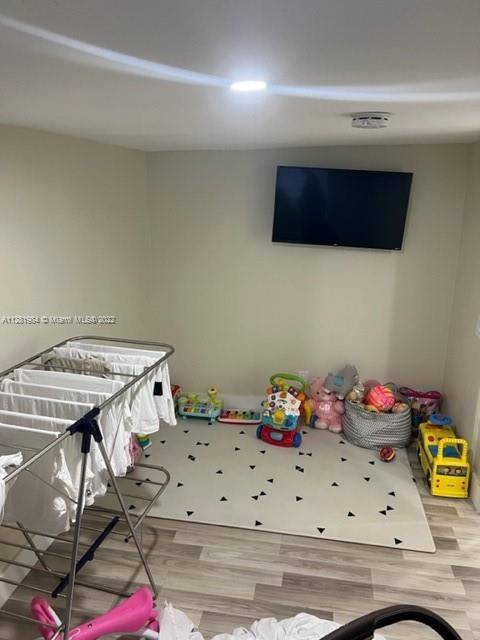 Dania Beach, FL 33312,4896 SW 28th Ter