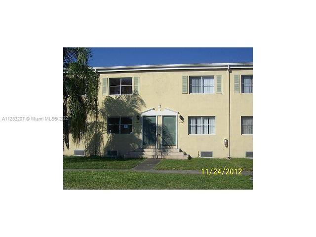 451 NW 84th Ter #451, Miami, FL 33150