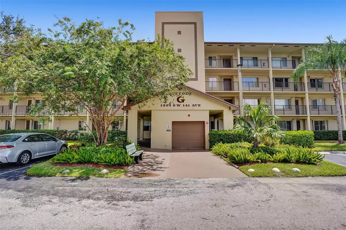 Pembroke Pines, FL 33027,1351 SW 141st Ave #103G