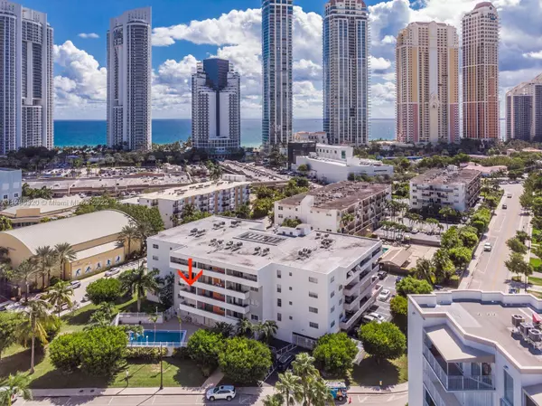 18001 N Bay Rd #309, Sunny Isles Beach, FL 33160