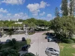 Aventura, FL 33180,20100 W Country Club Dr #405