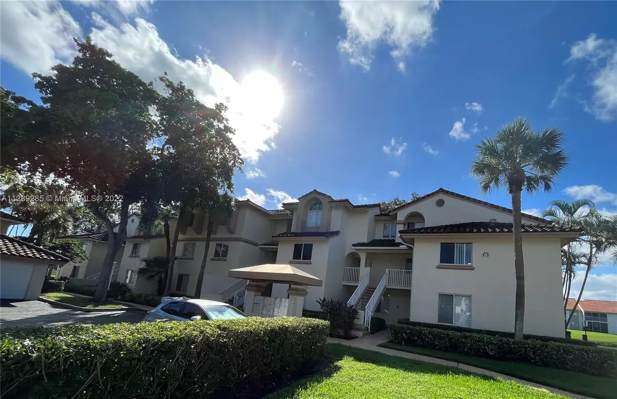 West Palm Beach, FL 33409,8106 Glenmoor Dr #8106