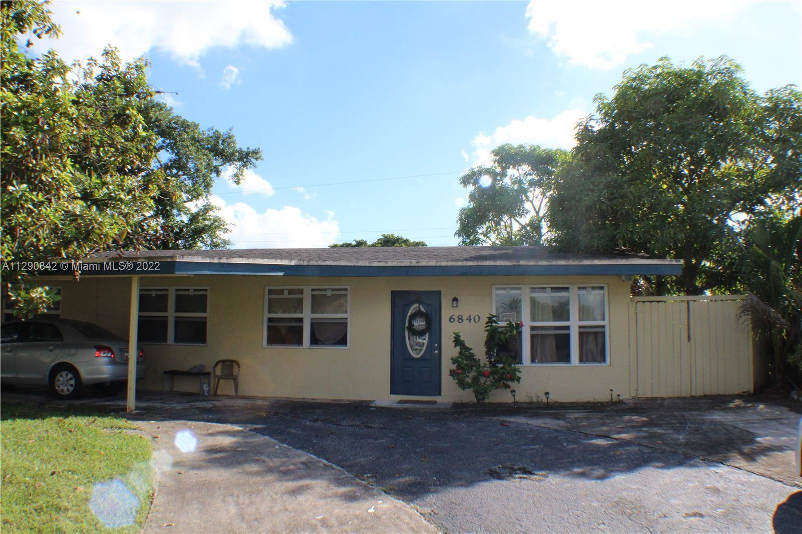 6840 Broadview Blvd, North Lauderdale, FL 33068