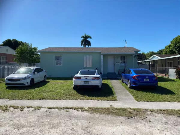 174 E 40th St, Hialeah, FL 33013