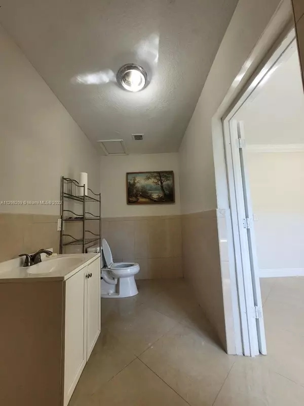 Fort Lauderdale, FL 33312,3105 SW 13th St