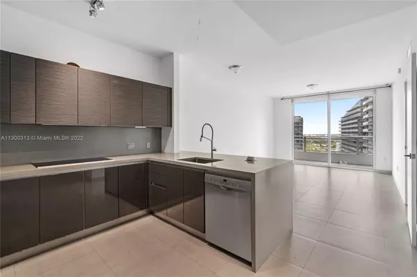 1080 Brickell Ave #3307, Miami, FL 33131