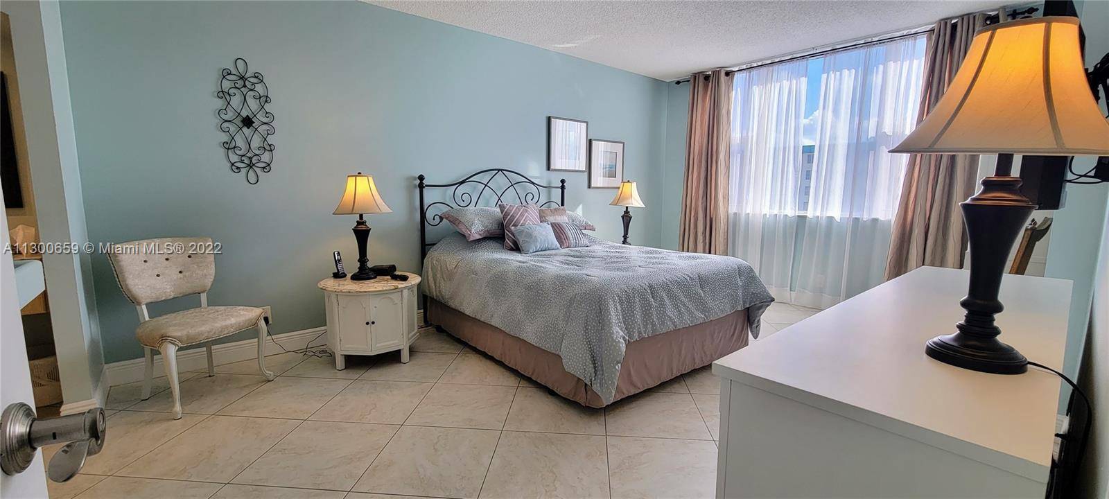 Hollywood, FL 33021,4350 Hillcrest Dr #814