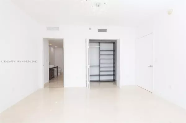 Miami, FL 33131,495 Brickell Ave #5002