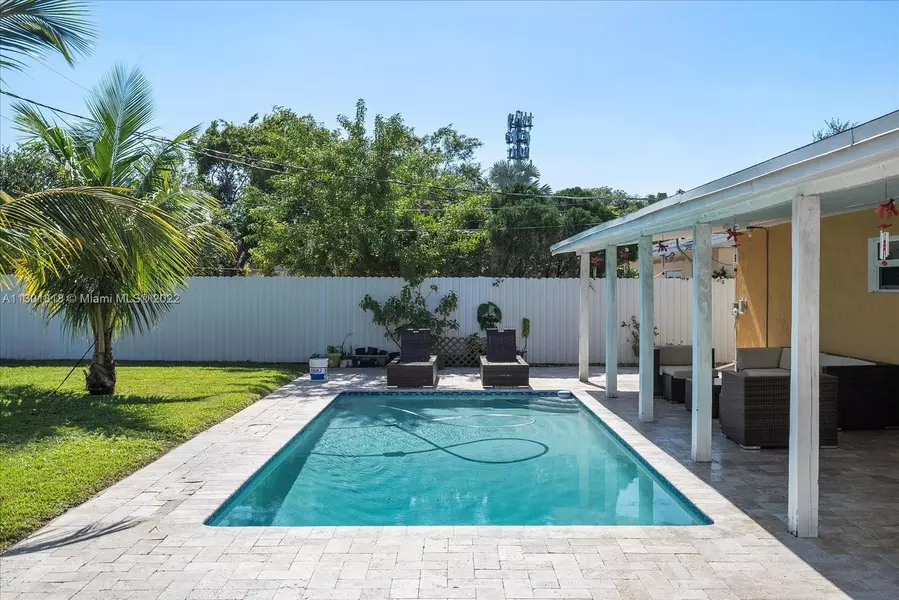 1670 NE 1st Ave, Pompano Beach, FL 33060