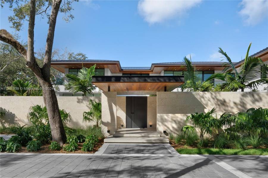 10840 Old Cutler Rd, Coral Gables, FL 33156