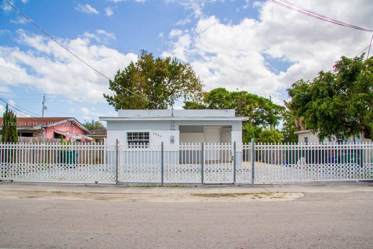 Miami, FL 33142,2986 NW 51st St