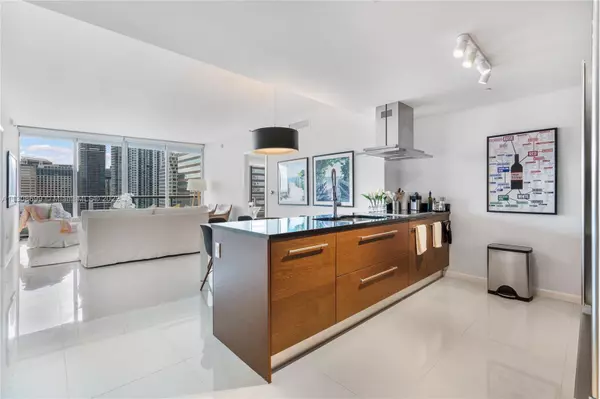 Miami, FL 33131,495 Brickell Ave #2303