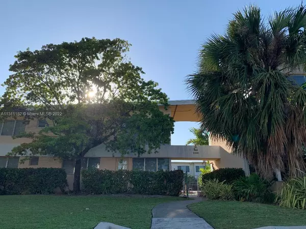 9400 E Bay Harbor Dr #6, Bay Harbor Islands, FL 33154