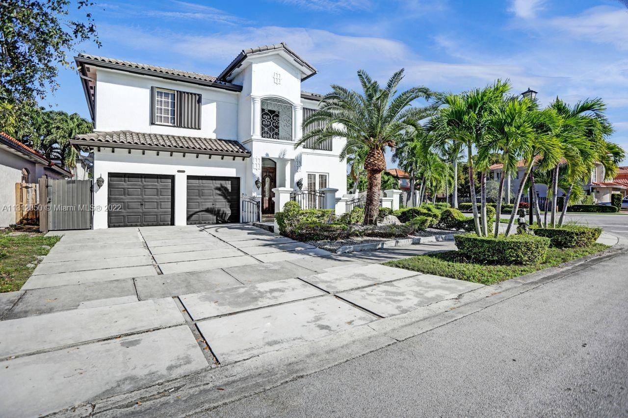 15311 SW 23rd Ln, Miami, FL 33185