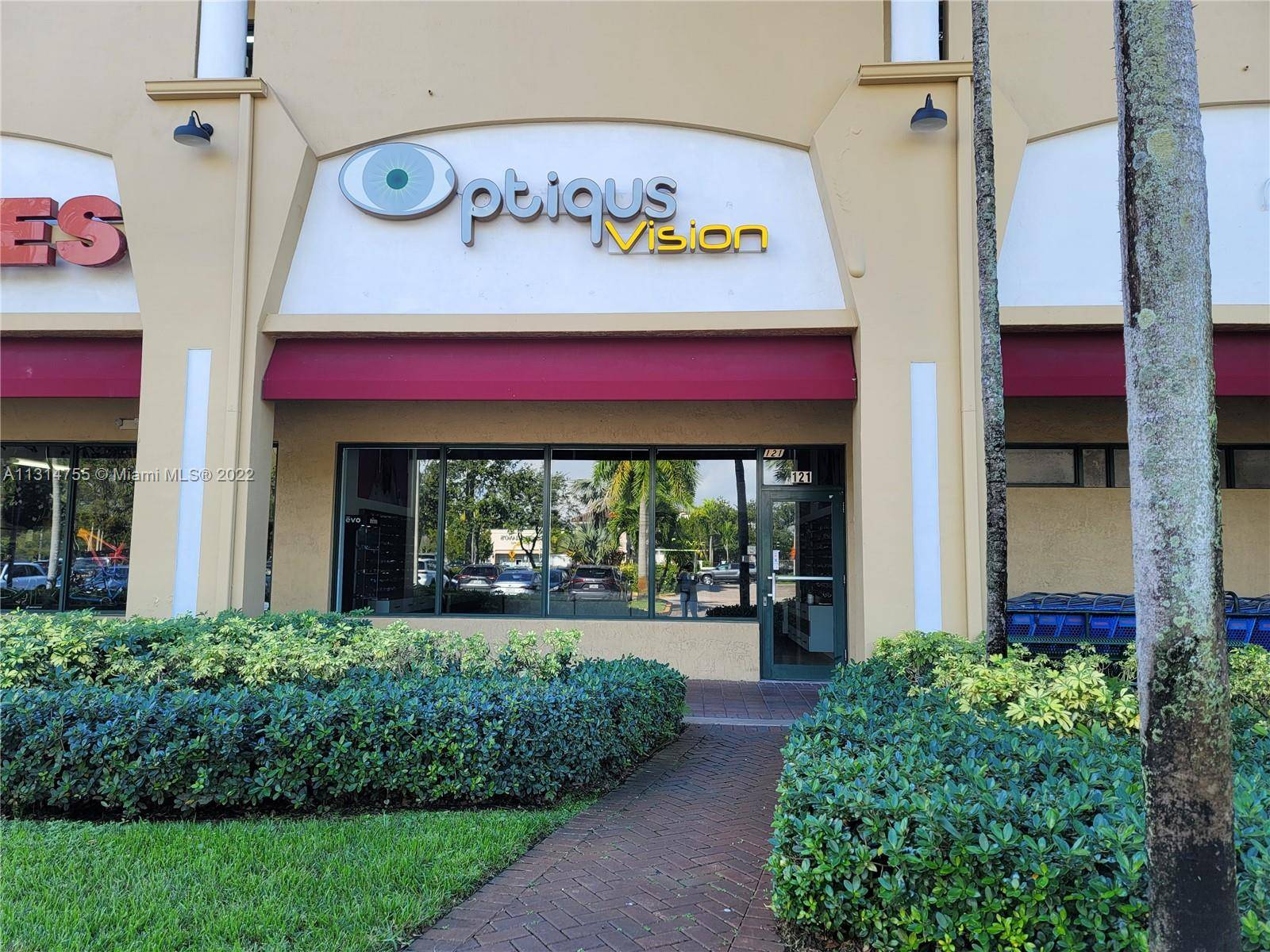 Doral, FL 33178,11402 NW 41st St