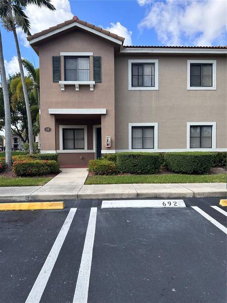 22811 SW 88th Pl #12-22, Cutler Bay, FL 33190