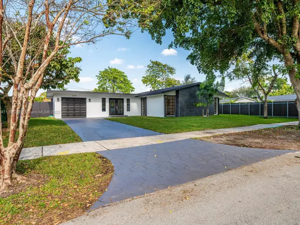 12241 SW 39th Ter,  Miami,  FL 33175