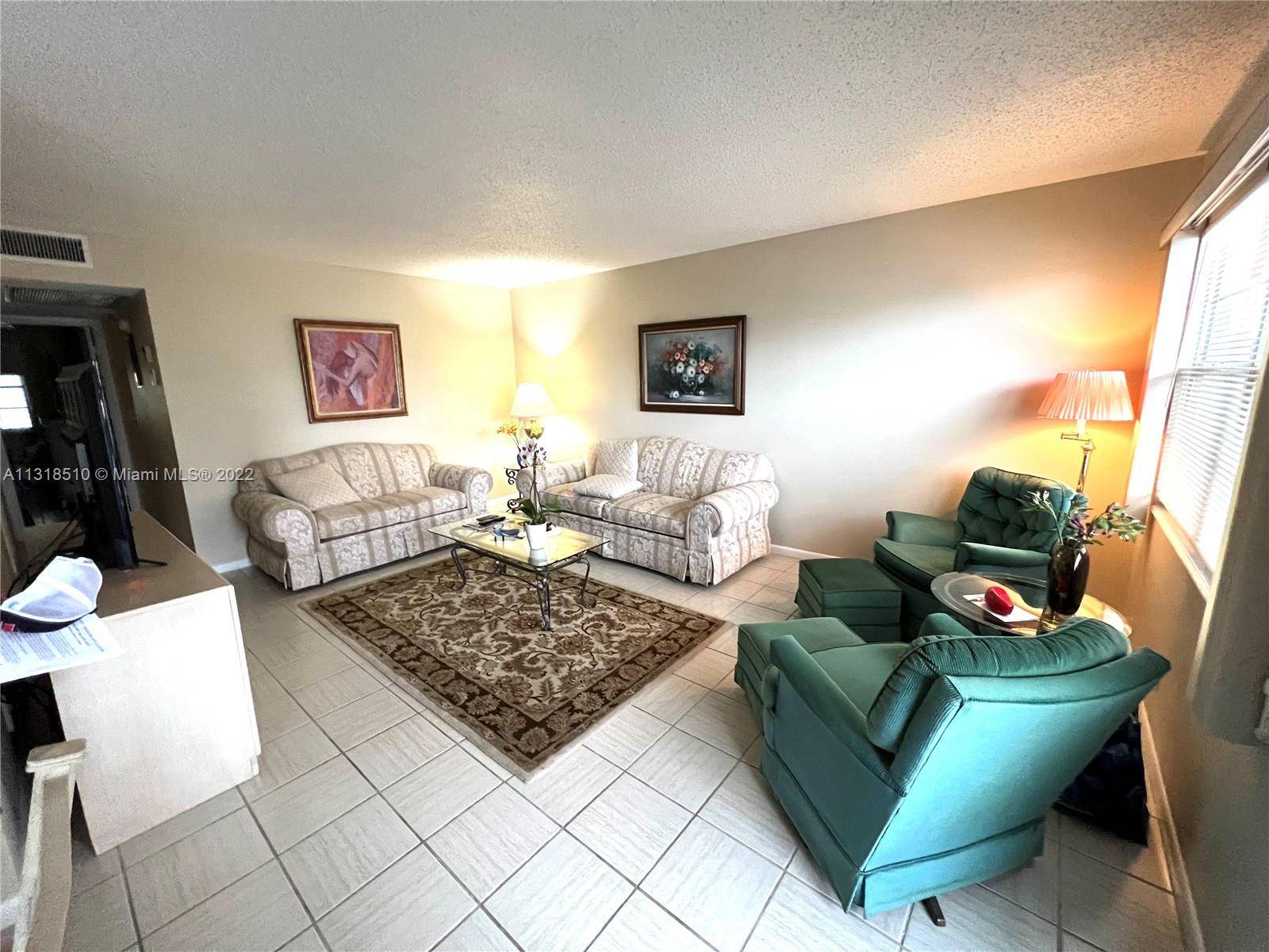 Deerfield Beach, FL 33442,356 E Grantham  E #356