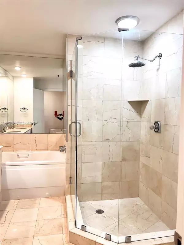 Miami, FL 33131,Address not disclosed