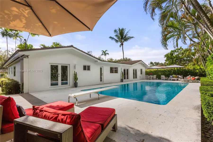 4901 Ronda St, Coral Gables, FL 33146