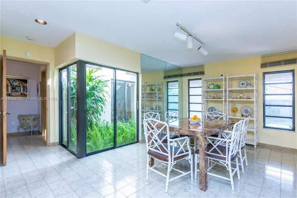 Miami, FL 33174,8922 SW 10th Ter