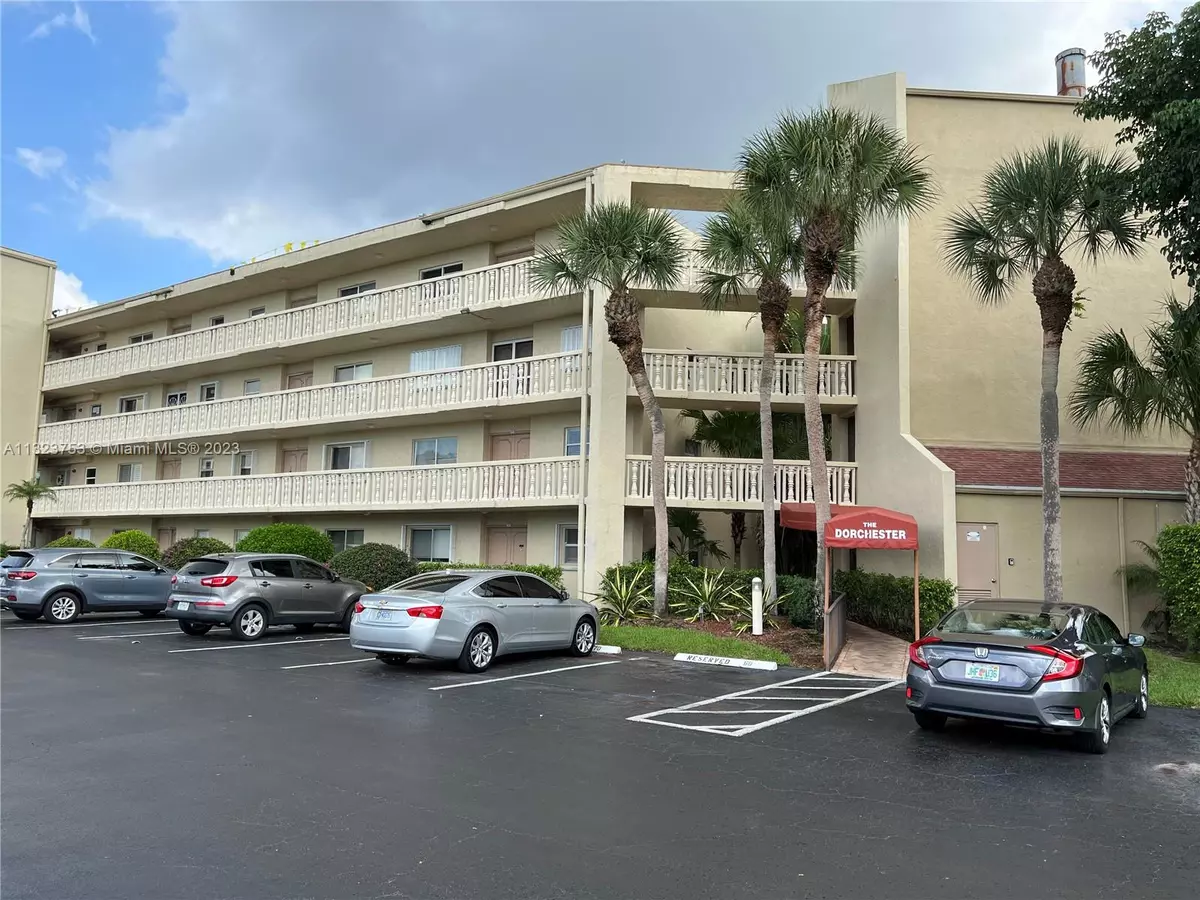 Lake Worth, FL 33467,3286 Arcara Way #109