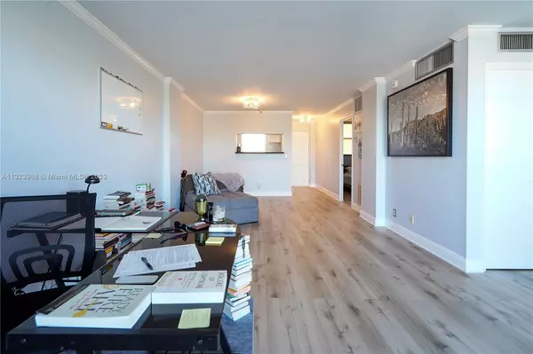 Fort Lauderdale, FL 33316,1777 SE 15th St #320
