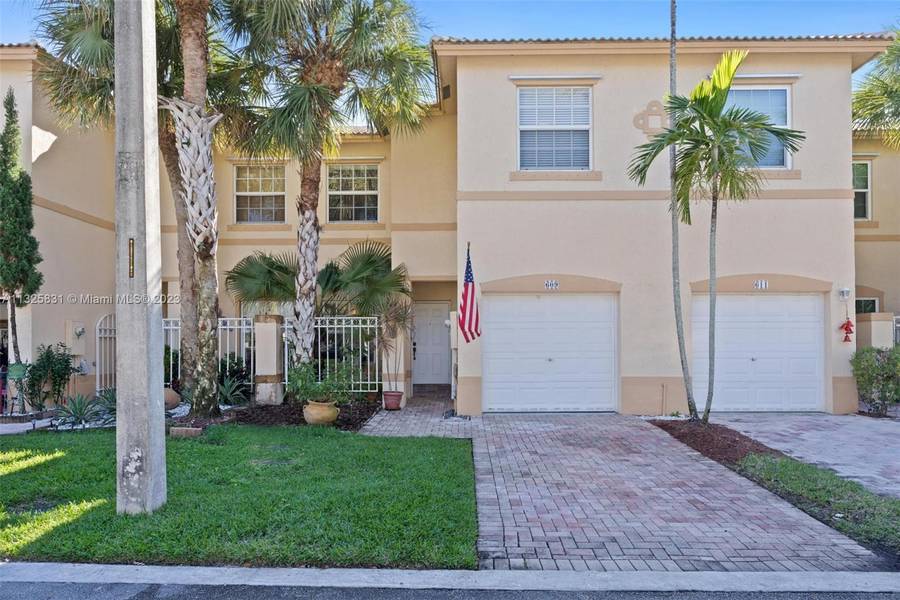 609 NW 170th Ter #609, Pembroke Pines, FL 33028