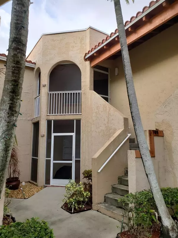 Pembroke Pines, FL 33025,8621 SW 5th St #202