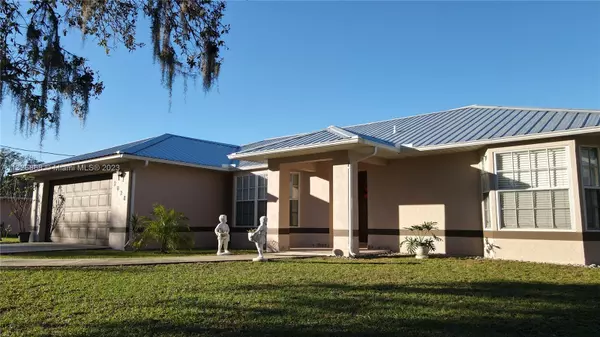 Other City - In The State Of Florida, FL 33825,2028 W Columbine Rd