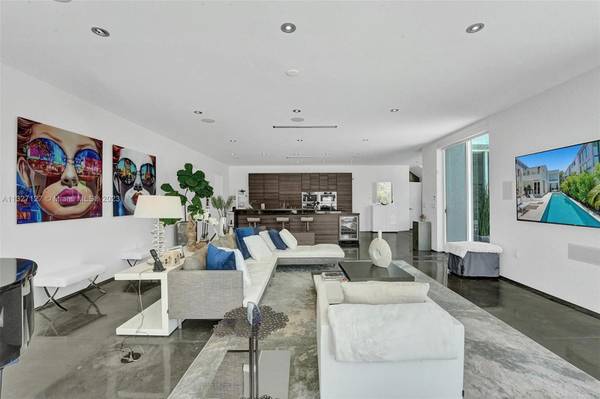 1312 SE 2nd St, Fort Lauderdale, FL 33301