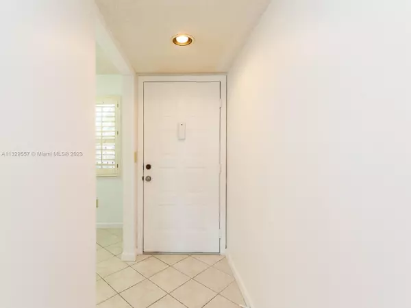 Tamarac, FL 33321,10646 W Clairmont Cir #202