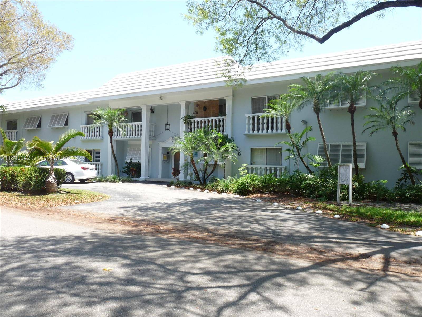1200 Mariposa Ave #D202,  Coral Gables,  FL 33146