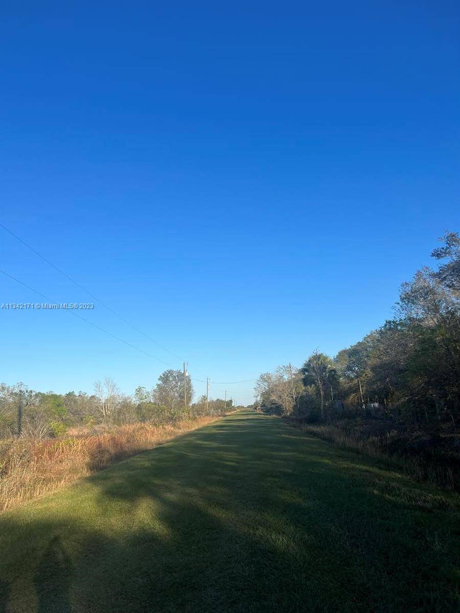Okeechobee, FL 34972,17489 NW 266TH ST