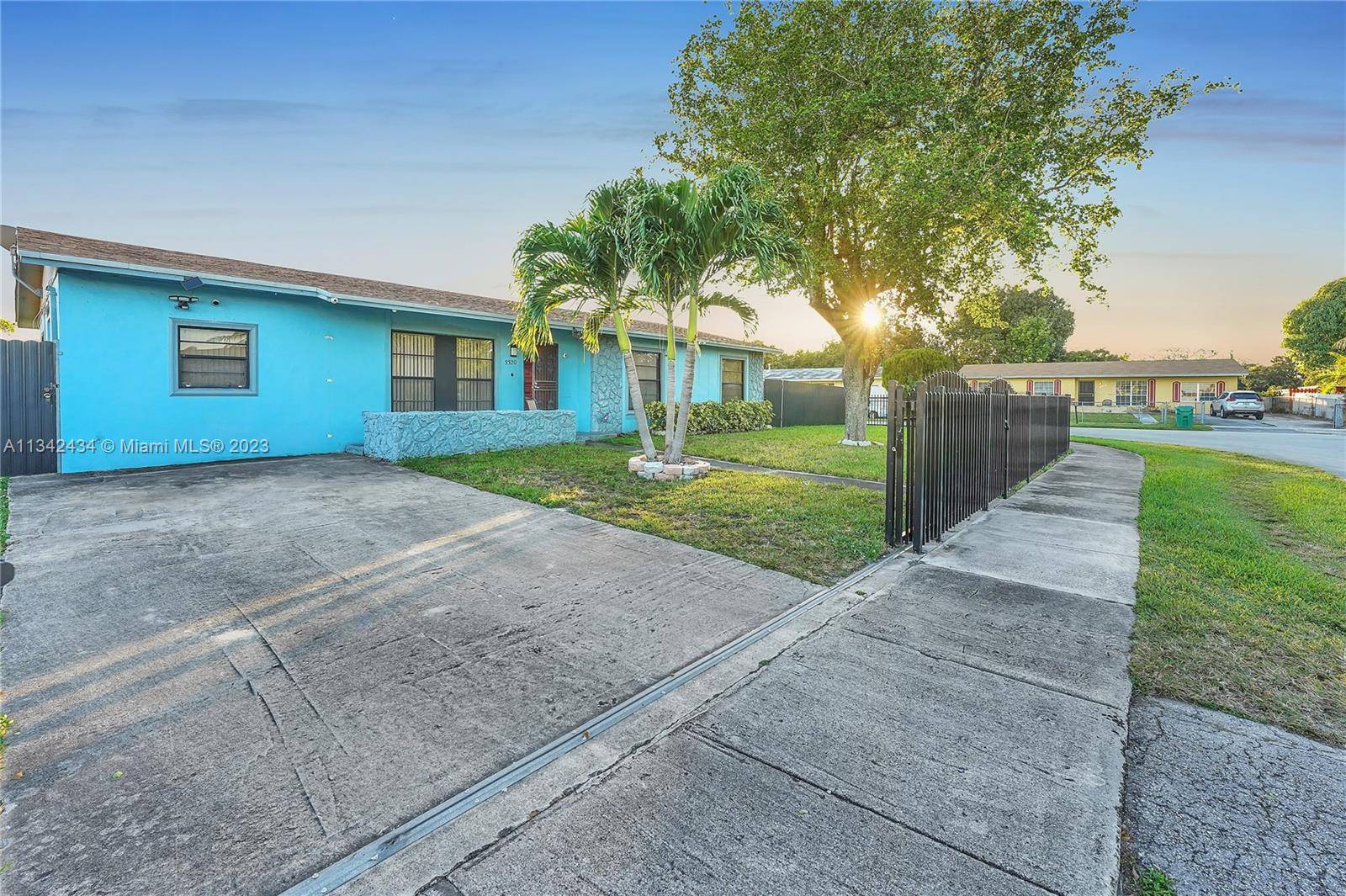 Miami Gardens, FL 33056,3320 NW 202nd Ln