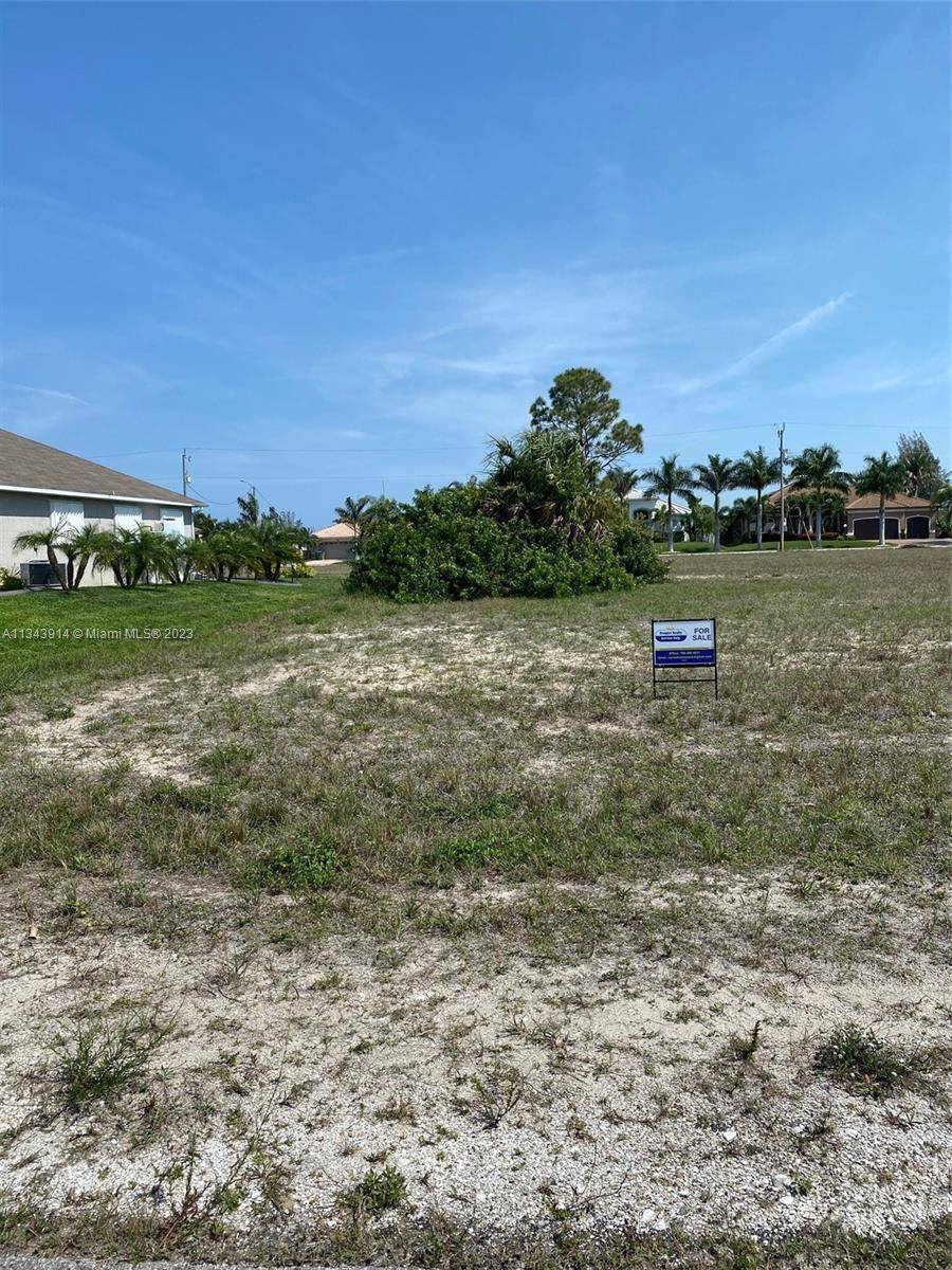 4225 NW 27 Lane, Cape Coral, FL 33993