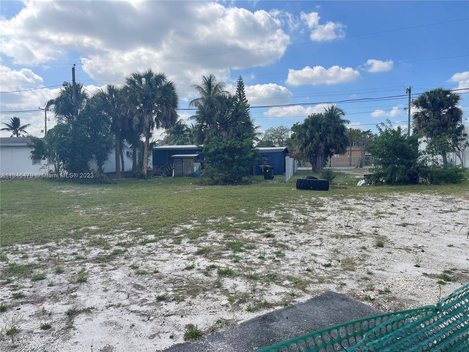 8 Nw St, Fort Lauderdale, FL 33311