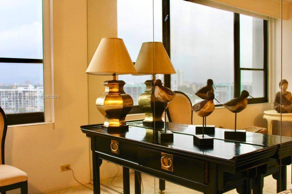 Hollywood, FL 33019,3505 S Ocean Dr #1201