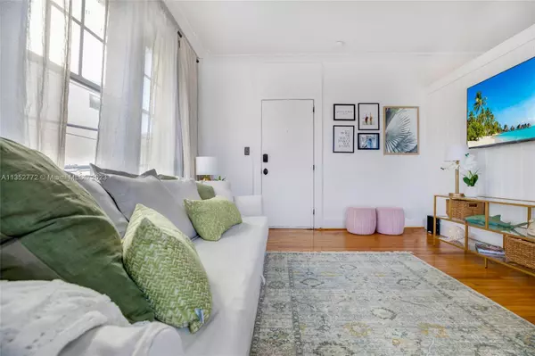 Miami Beach, FL 33139,1611 Michigan Ave #17