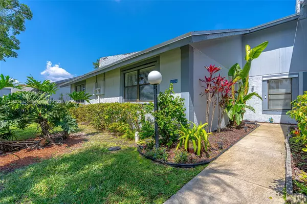 Margate, FL 33063,6069 NW 3rd St #6069