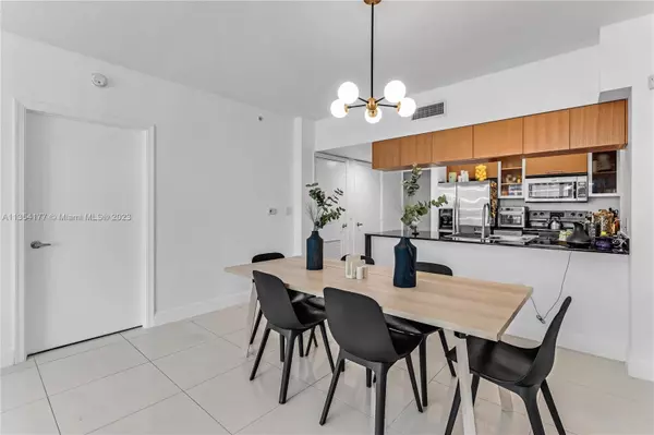 Miami, FL 33132,1750 N Bayshore Dr #4805