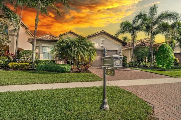 16818 Bridge Crossing Cir,  Delray Beach,  FL 33446