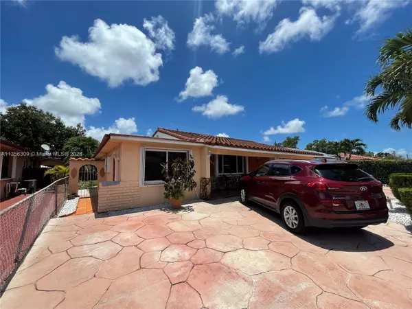 855 NW 30th Pl,  Miami,  FL 33125