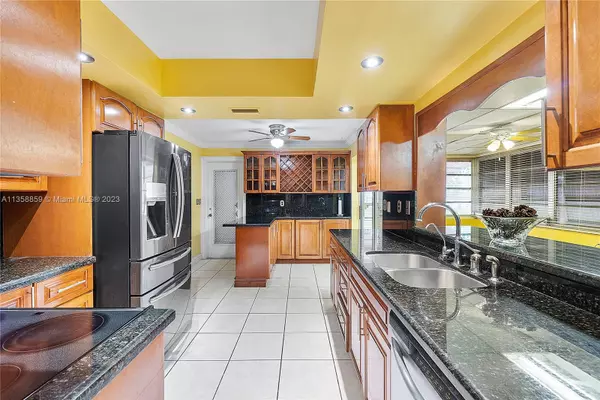 Tamarac, FL 33319,5706 NW 48th Ter