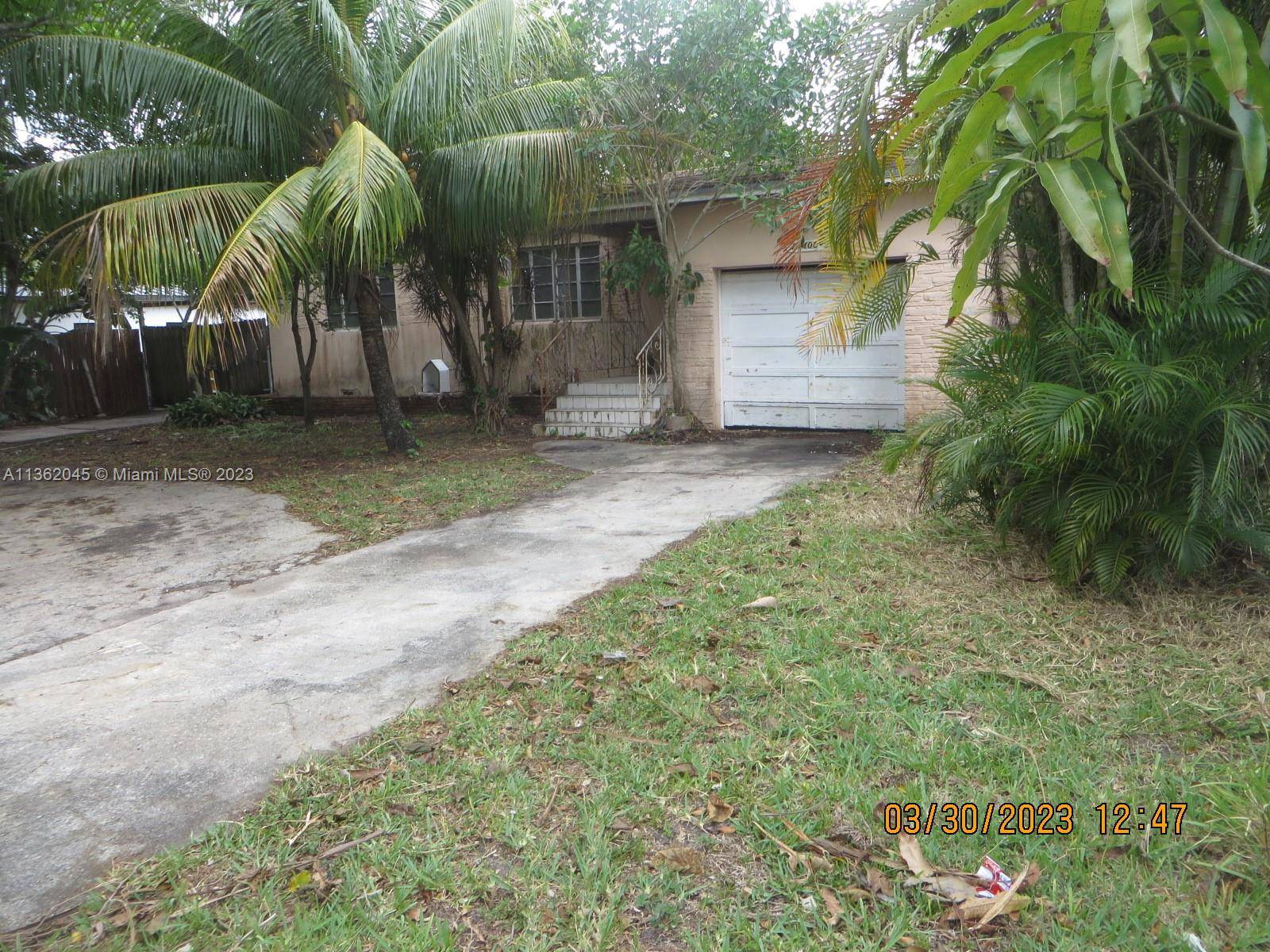 Miami, FL 33168,14400 N Miami Ave