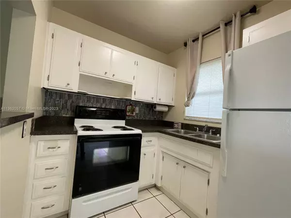 Tamarac, FL 33309,2409 NW 52nd St